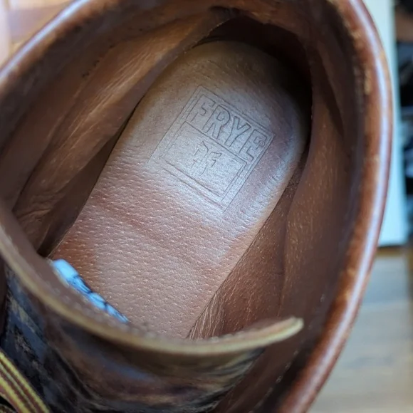 FRYE Mens Boots size 9 HARDLY USED - Picture 7 of 8
